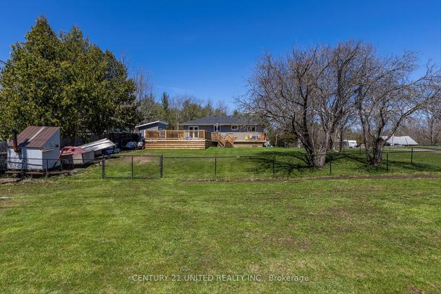 905 Gilchrist Bay Rd, House detached with 3 bedrooms, 1 bathrooms and 4 parking in Douro Dummer ON | Image 32