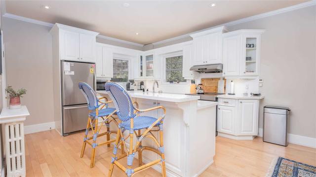 22 Maple Ave, House detached with 4 bedrooms, 3 bathrooms and 4 parking in Brantford ON | Image 8