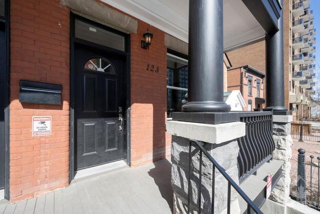 123 York Street, Home with 2 bedrooms, 3 bathrooms and 2 parking in Ottawa ON | Image 2