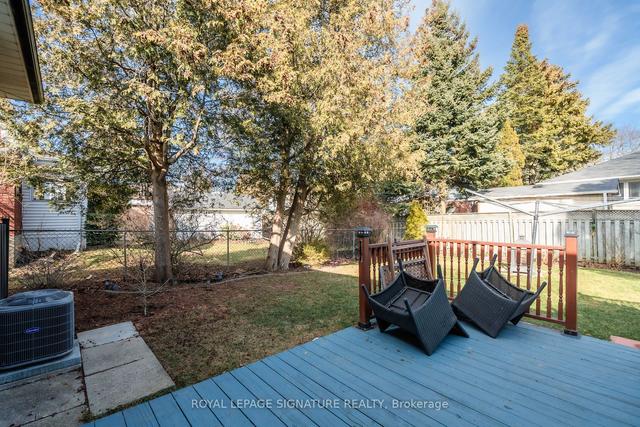 25 Scarborough Heights Blvd, House detached with 3 bedrooms, 2 bathrooms and 3 parking in Toronto ON | Image 21