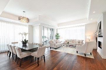 1001 - 206 Bloor St St W, Condo with 2 bedrooms, 2 bathrooms and 1 parking in Toronto ON | Image 1