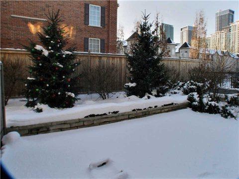 th3 - 5 Oakburn Cres, Townhouse with 2 bedrooms, 3 bathrooms and 1 parking in Toronto ON | Image 14