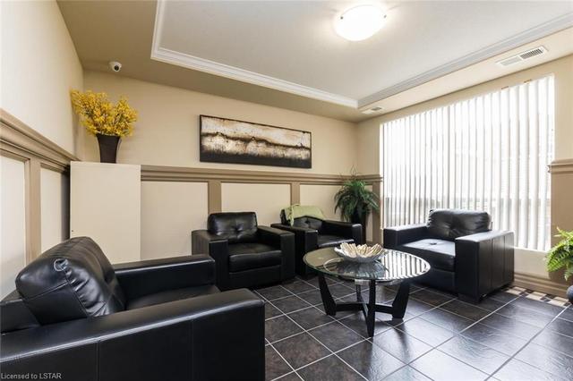 1210 - 1030 Coronation Drive, House attached with 2 bedrooms, 2 bathrooms and 2 parking in London ON | Image 25