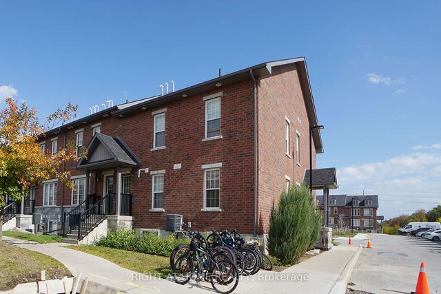 8 - 246 Penetanguishene Rd, Townhouse with 4 bedrooms, 4 bathrooms and 1 parking in Barrie ON | Image 28