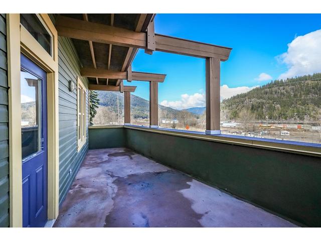 116 Vernon Street, Home with 0 bedrooms, 0 bathrooms and null parking in Nelson BC | Image 48