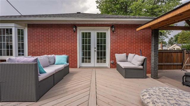 36 Durham Drive, House detached with 4 bedrooms, 2 bathrooms and 4 parking in St. Catharines ON | Image 27