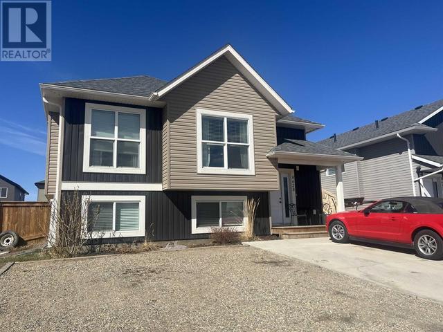 8628 81a Street, House detached with 4 bedrooms, 2 bathrooms and null parking in Fort St. John BC | Image 1