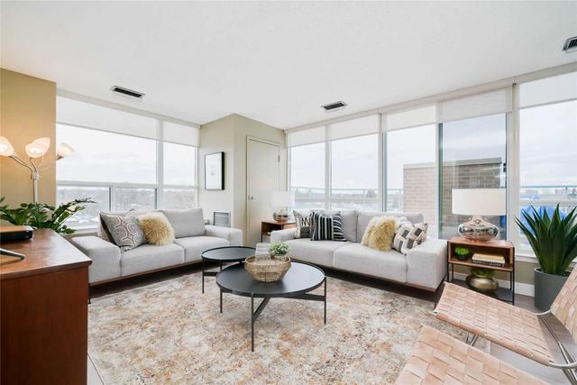 ph2 - 955 O'connor Dr, Condo with 3 bedrooms, 3 bathrooms and 1 parking in Toronto ON | Image 1