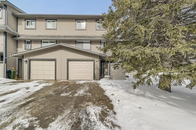 13 - 27 Silver Springs Drive Nw, Home with 3 bedrooms, 2 bathrooms and 2 parking in Calgary AB | Image 9