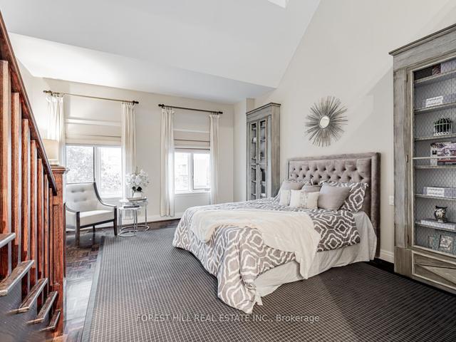 226 Spadina Rd, House attached with 3 bedrooms, 4 bathrooms and 2 parking in Toronto ON | Image 14