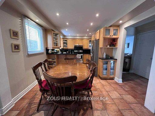 6945 Harris Rd, House detached with 3 bedrooms, 4 bathrooms and 4 parking in Mississauga ON | Image 13