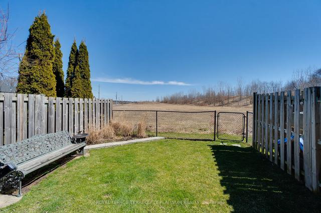 4 Curzon Cres, House attached with 3 bedrooms, 3 bathrooms and 2 parking in Guelph ON | Image 30