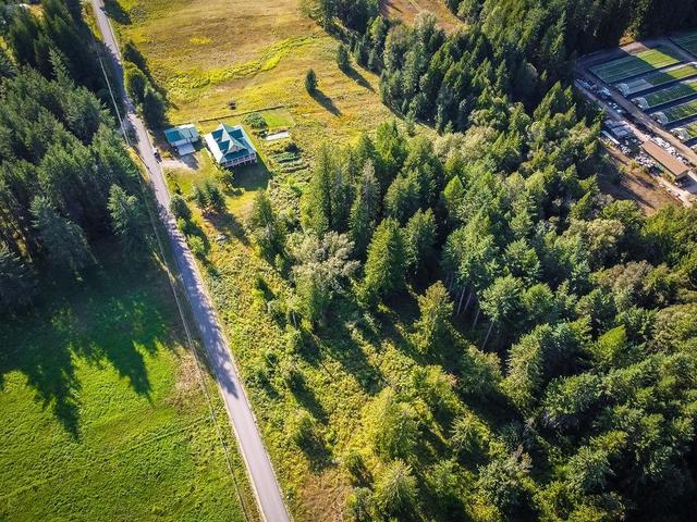 6291 Mill Creek Road, House detached with 4 bedrooms, 3 bathrooms and 10 parking in Central Kootenay E BC | Image 36