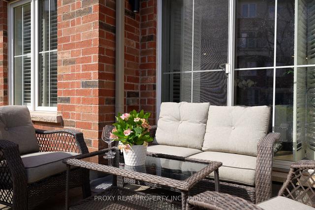 29 - 19 Hays Blvd, Townhouse with 2 bedrooms, 2 bathrooms and 2 parking in Oakville ON | Image 40