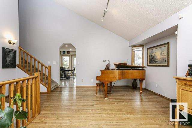 17432 100 St Nw Nw, House detached with 5 bedrooms, 3 bathrooms and 5 parking in Edmonton AB | Image 7