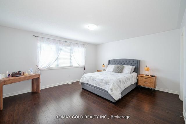 12 Ridgehaven Crt, House detached with 4 bedrooms, 5 bathrooms and 6 parking in Brampton ON | Image 7