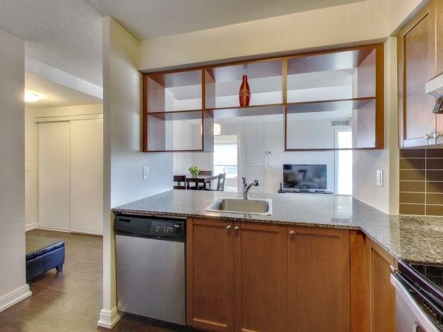 1003 - 151 Village Green Sq, Condo with 2 bedrooms, 2 bathrooms and 1 parking in Toronto ON | Image 5