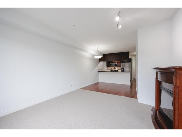 232 - 5660 201a Street, Condo with 2 bedrooms, 1 bathrooms and 2 parking in Langley BC | Image 14