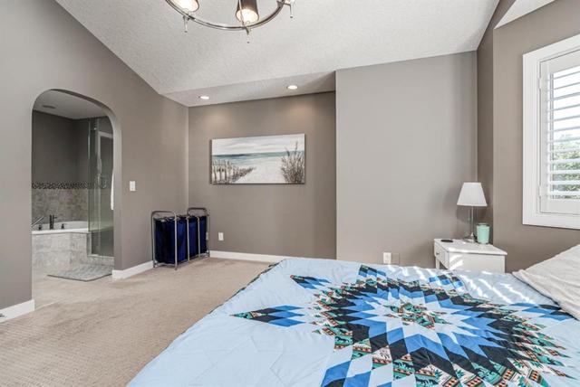 3327 40 Street Sw, Home with 4 bedrooms, 3 bathrooms and 2 parking in Calgary AB | Image 15