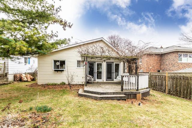 978 Bonnieview Ave, House detached with 3 bedrooms, 2 bathrooms and 4 parking in Burlington ON | Image 20