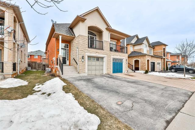 2307 Newcastle Cres, House semidetached with 1 bedrooms, 2 bathrooms and 4 parking in Oakville ON | Image 12
