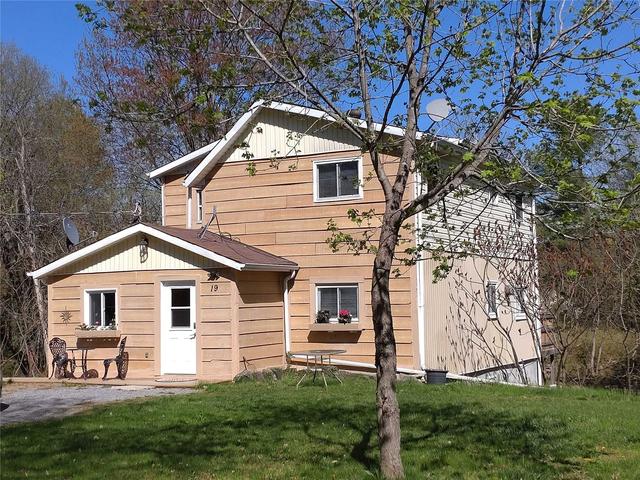 19 Fire Route 56 Rd, House detached with 5 bedrooms, 2 bathrooms and 6 parking in Havelock Belmont Methuen ON | Image 1