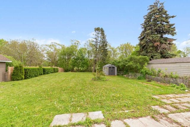 554 Geneva St, House detached with 3 bedrooms, 2 bathrooms and 5 parking in St. Catharines ON | Image 26
