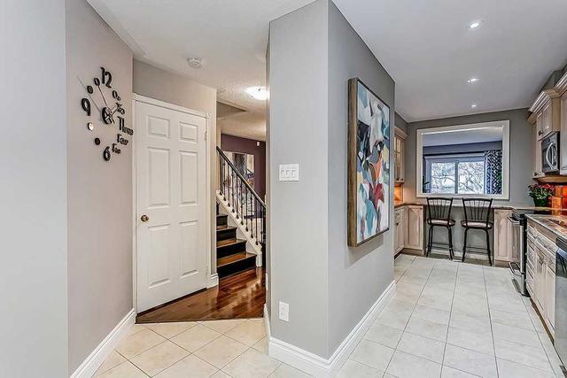 10 - 1415 Hazelton Blvd, Townhouse with 2 bedrooms, 3 bathrooms and 2 parking in Burlington ON | Image 12