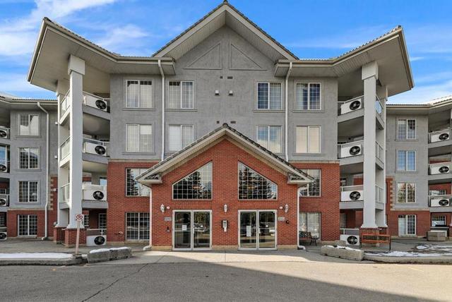 307 - 8535 Bonaventure Drive Se, Condo with 2 bedrooms, 2 bathrooms and 2 parking in Calgary AB | Image 2