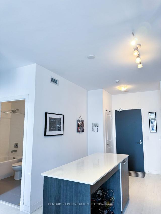 1003 - 105 George St, Condo with 1 bedrooms, 1 bathrooms and 0 parking in Toronto ON | Image 23
