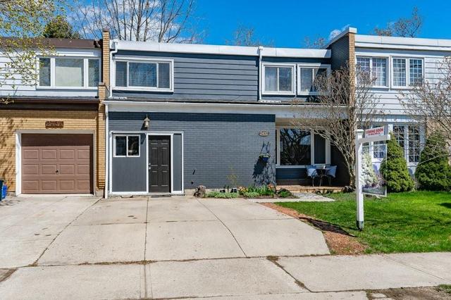 2432 Maryvale Court, House attached with 3 bedrooms, 1 bathrooms and 2 parking in Burlington ON | Image 1
