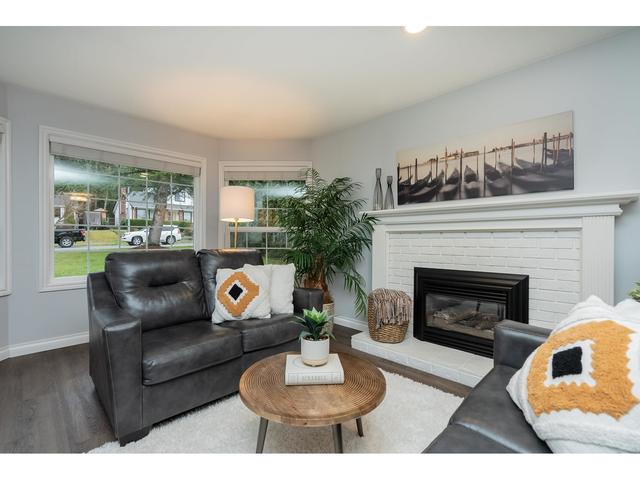 5143 219a Street, House detached with 4 bedrooms, 3 bathrooms and 6 parking in Langley BC | Card Image