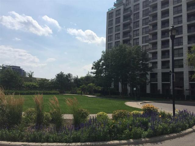 820 - 18 Harding Blvd, Condo with 2 bedrooms, 2 bathrooms and 1 parking in Richmond Hill ON | Image 12