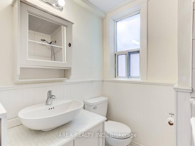 upper - 11 Salisbury Ave, House attached with 2 bedrooms, 1 bathrooms and 0 parking in Toronto ON | Image 5