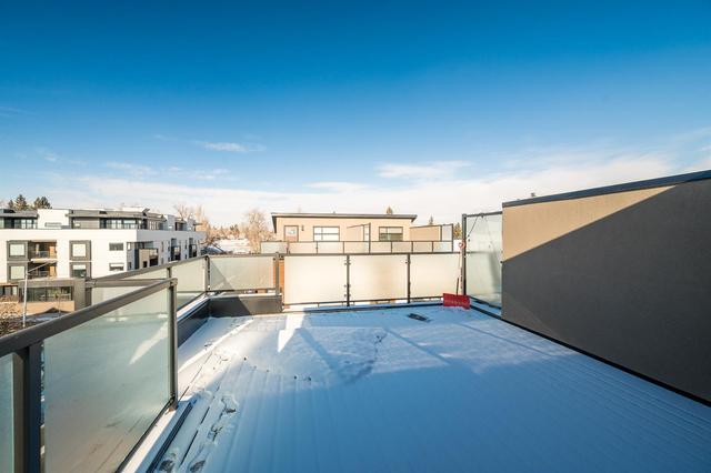 3406 15 Street Sw, Home with 3 bedrooms, 3 bathrooms and 1 parking in Calgary AB | Image 33