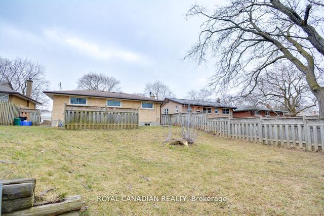 68 Maywood Rd, House detached with 3 bedrooms, 2 bathrooms and 6 parking in Kitchener ON | Image 31
