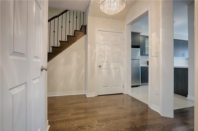 81 Staglin Crt, House attached with 3 bedrooms, 3 bathrooms and 2 parking in Markham ON | Image 7