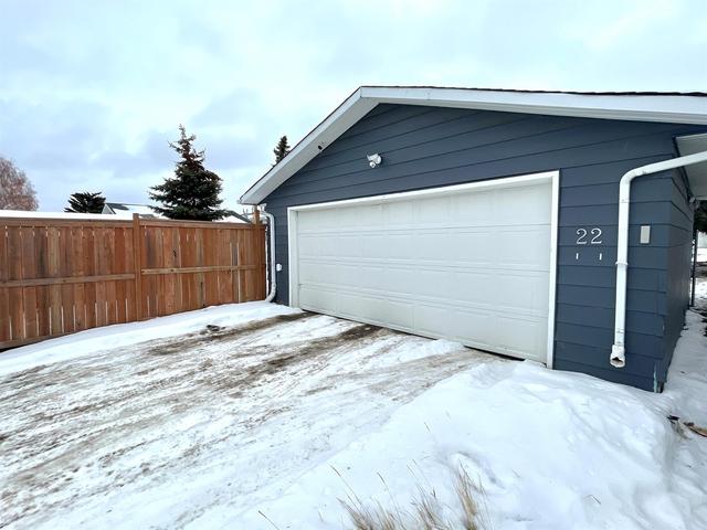 22 Wishart Street, House detached with 4 bedrooms, 2 bathrooms and 2 parking in Red Deer County AB | Image 10