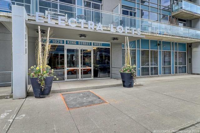 806 - 1029 King St, Condo with 2 bedrooms, 2 bathrooms and 1 parking in Toronto ON | Image 1
