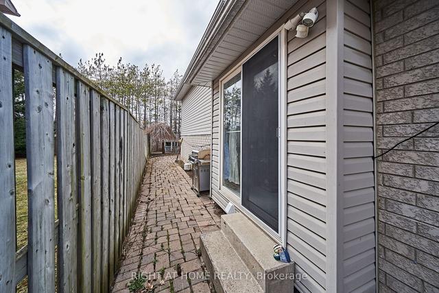 1947 Dalhousie Cres, House detached with 4 bedrooms, 3 bathrooms and 3.5 parking in Oshawa ON | Image 27