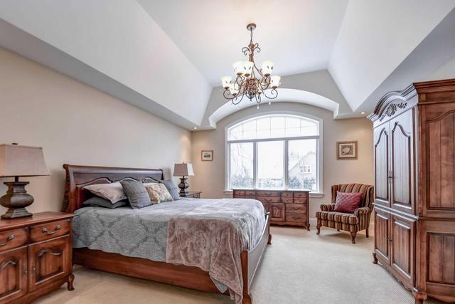 1366 Queen Victoria Ave, House detached with 4 bedrooms, 5 bathrooms and 4 parking in Mississauga ON | Image 12