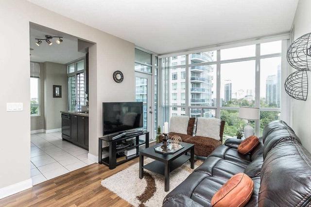 809 - 90 Absolute Ave, Condo with 2 bedrooms, 2 bathrooms and 1 parking in Mississauga ON | Image 4