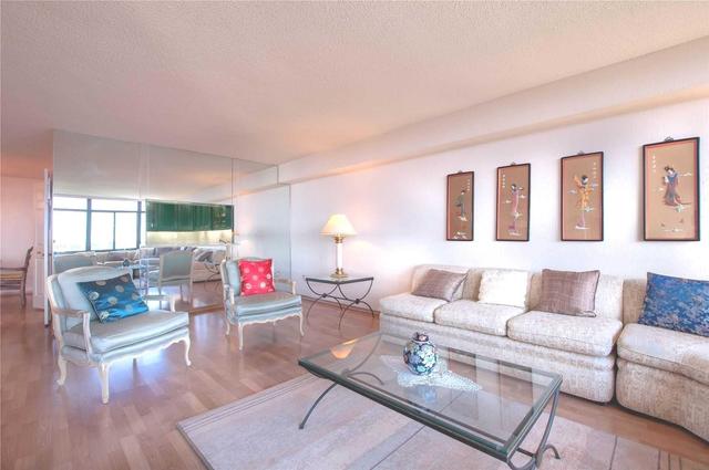 2205 - 1555 Finch Ave E, Condo with 2 bedrooms, 2 bathrooms and 2 parking in Toronto ON | Image 10