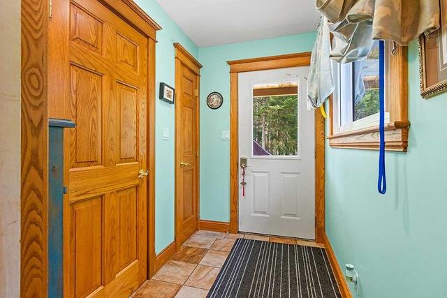 33 Woodstock Ave, House detached with 2 bedrooms, 2 bathrooms and 10 parking in Northern Bruce Peninsula ON | Image 6