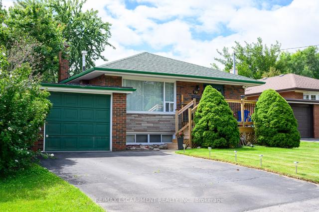 79 Chandler Dr, House detached with 3 bedrooms, 2 bathrooms and 3 parking in Toronto ON | Image 1