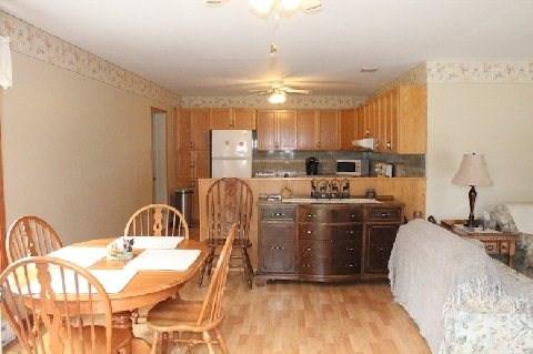 1579 Germania Rd, House detached with 2 bedrooms, 1 bathrooms and 10 parking in Bracebridge ON | Image 4
