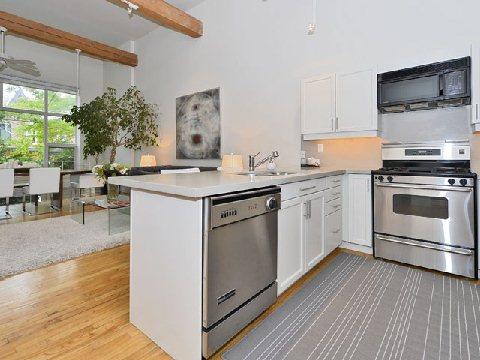 103 - 676 Richmond St W, Condo with 2 bedrooms, 2 bathrooms and 1 parking in Toronto ON | Image 3