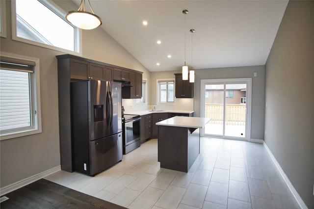 1213 Uppers Lane, House detached with 3 bedrooms, 3 bathrooms and 6 parking in Thorold ON | Image 35