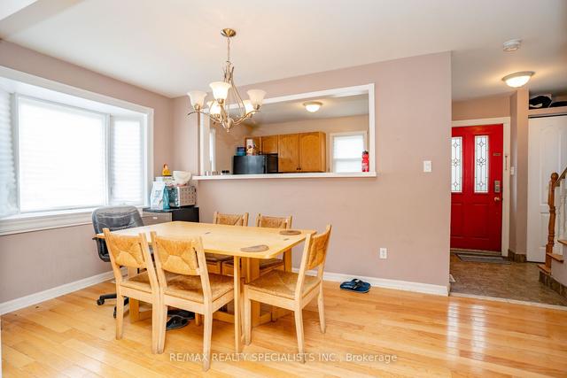 3 Garland Crt, House detached with 4 bedrooms, 2 bathrooms and 5 parking in Brampton ON | Image 21
