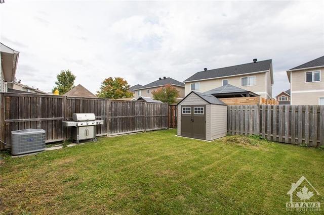 1116 Brasseur Crescent, Townhouse with 3 bedrooms, 3 bathrooms and 3 parking in Ottawa ON | Image 13